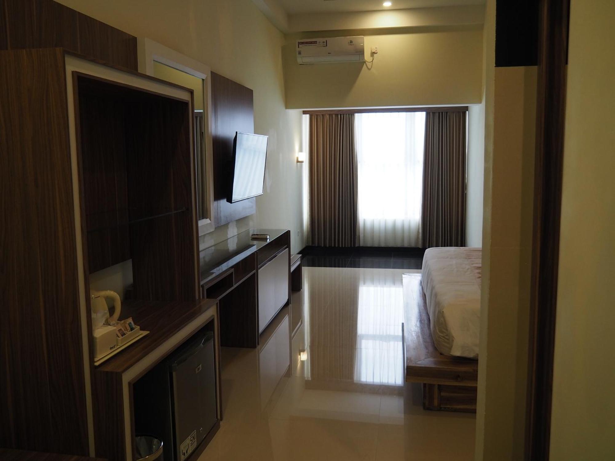 Luminor Hotel Banyuwangi By Wh Εξωτερικό φωτογραφία