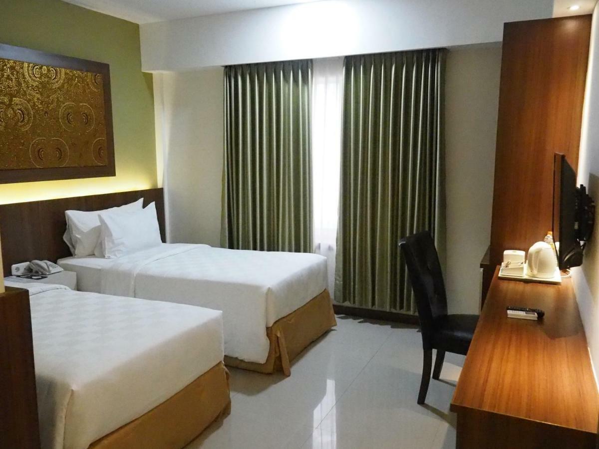 Luminor Hotel Banyuwangi By Wh Εξωτερικό φωτογραφία