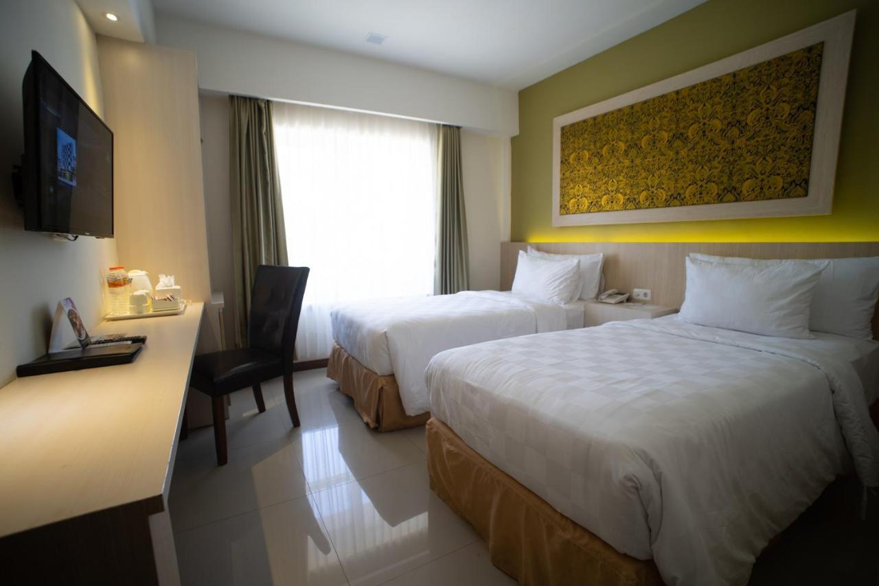 Luminor Hotel Banyuwangi By Wh Εξωτερικό φωτογραφία