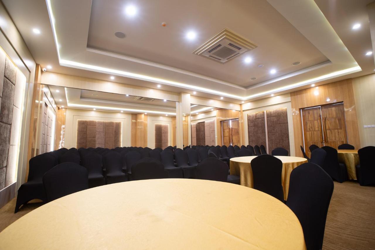 Luminor Hotel Banyuwangi By Wh Εξωτερικό φωτογραφία